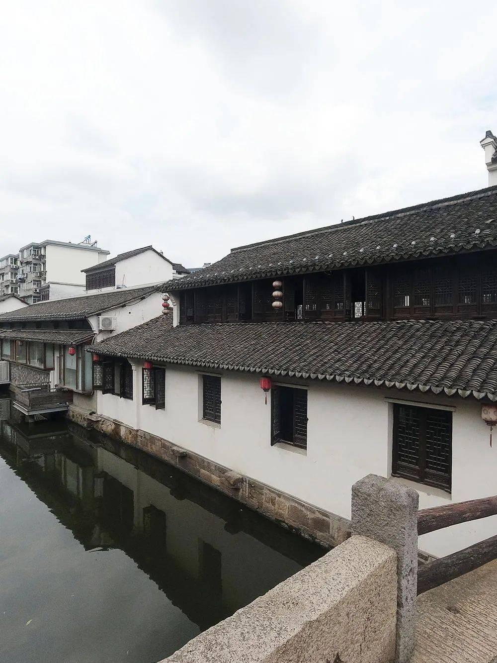 救援医学院学生